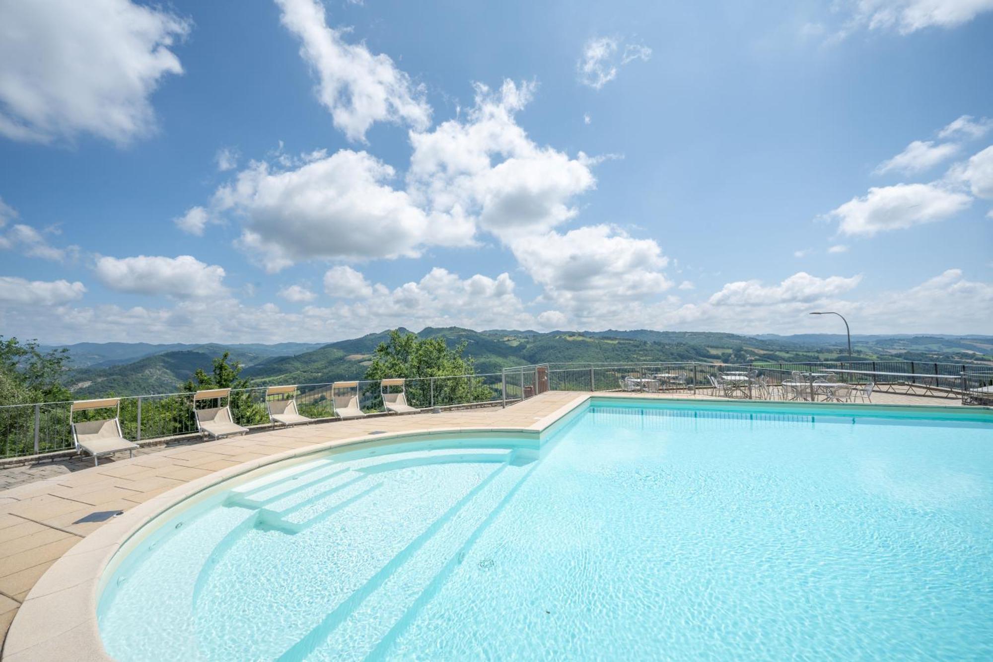 Fortebraccio Montone  Zewnętrze zdjęcie